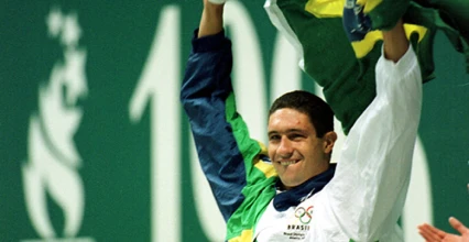 Gustavo Borges comemorando vitória
